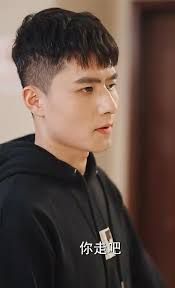 跑腿，竟是隱藏大佬(全集)