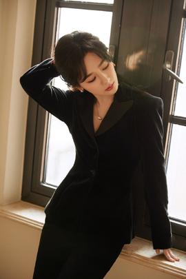 離婚后，霸總天天想娶我(全集)